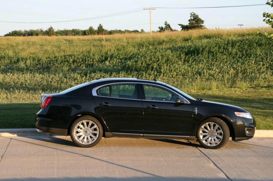  Lincoln MKS 2008 года  (фото 94 из 284)